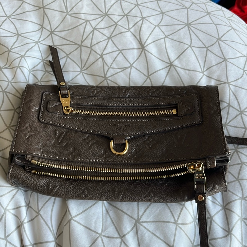 Louis Vuitton Empriente Petillane Clutch Ombré